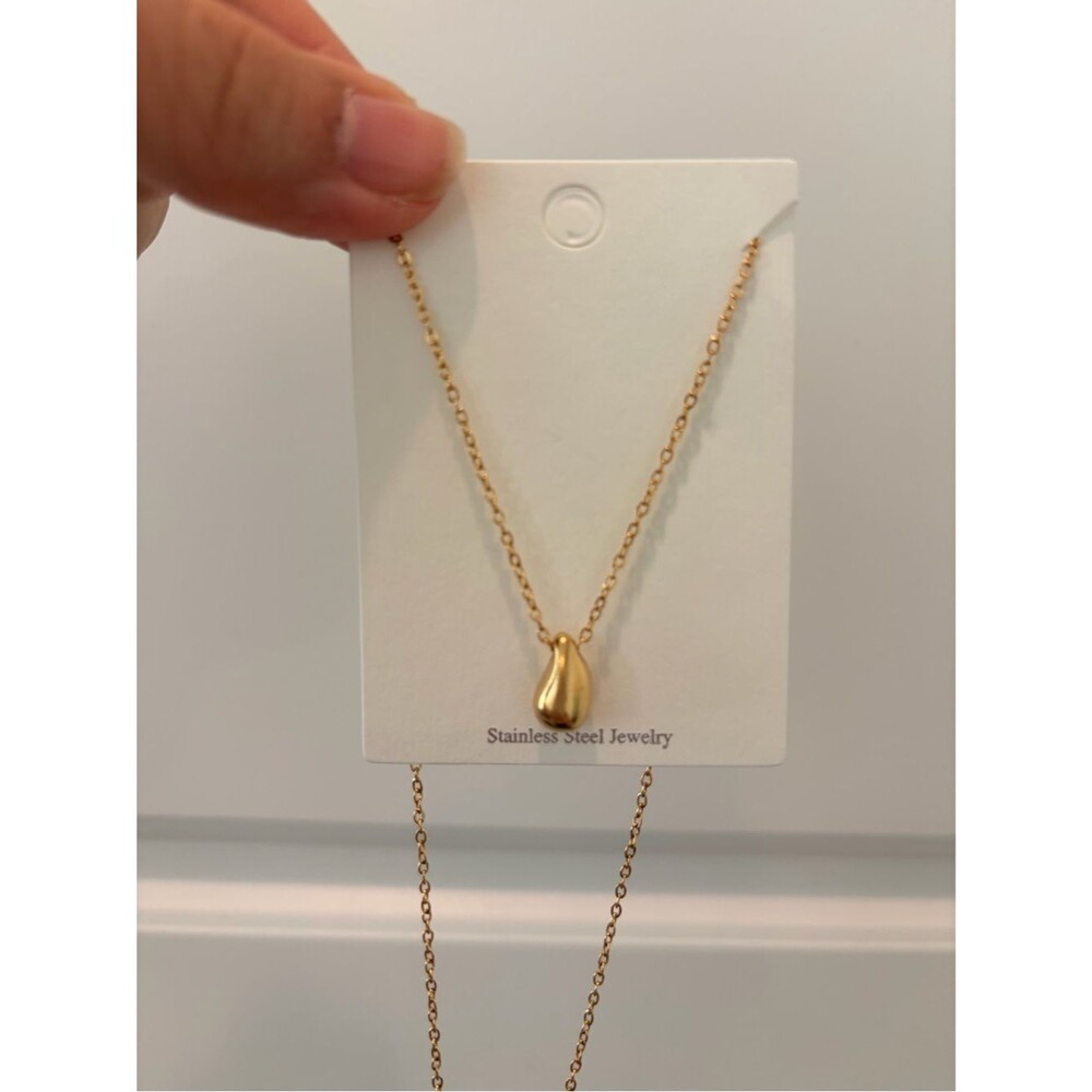 Gold Teardrop Pendant Necklace - 18k gold plated Stainless Steel Jewelry